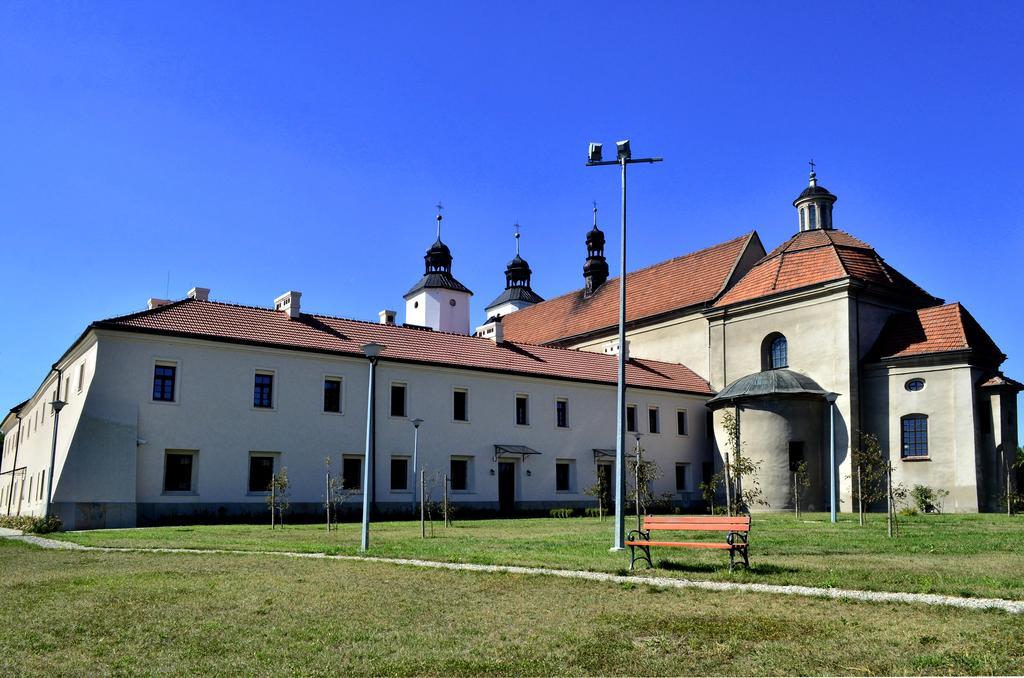 Hotel Sw. Norberta Nowe Brzesko Exterior foto